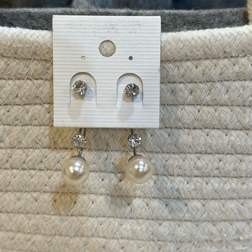 Earnings with Light Pink Faux Pearls & Rhinestone